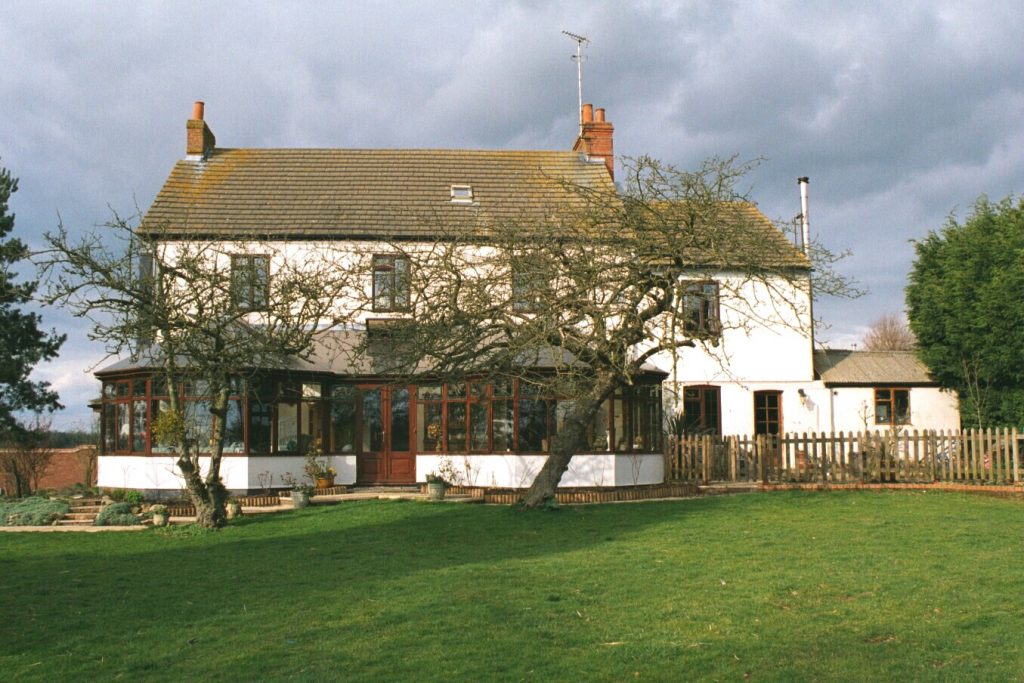 Holywell Farm, Thornton Road